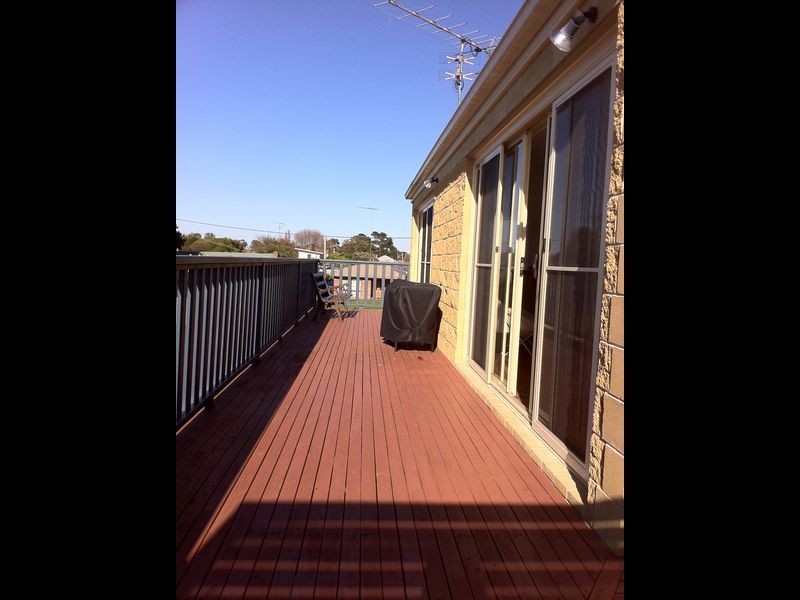 2/112 McLachlan Street, Apollo Bay VIC 3233