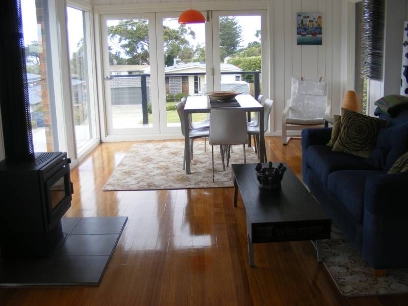 9 Cartwright Street, Apollo Bay VIC 3233