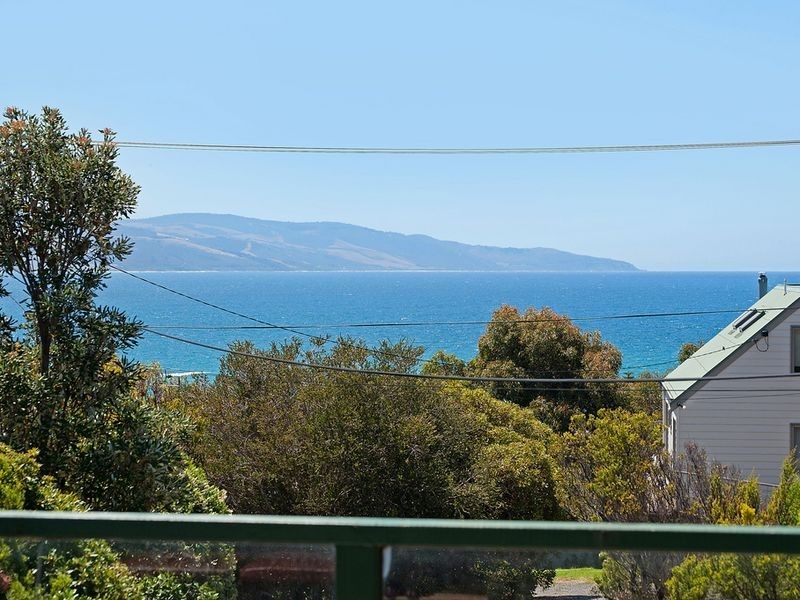 11 Mitchell Court, Marengo VIC 3233