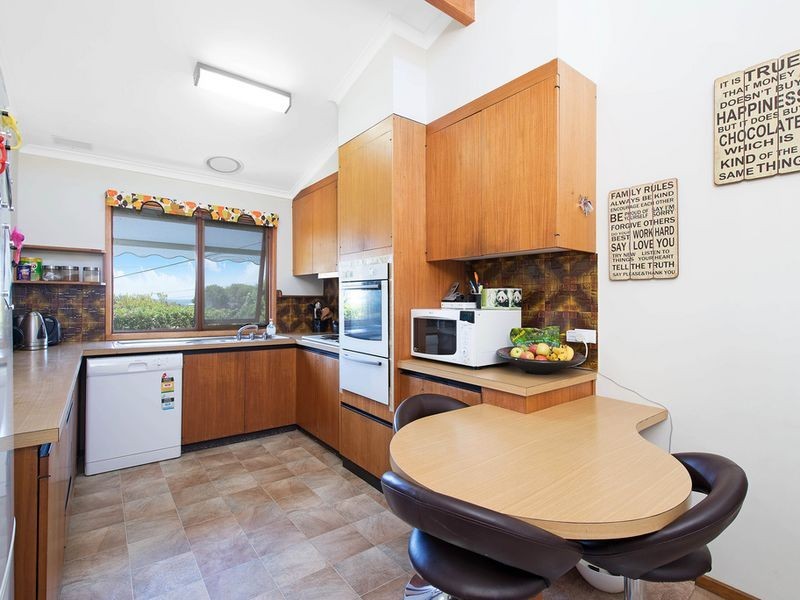 11 Mitchell Court, Marengo VIC 3233