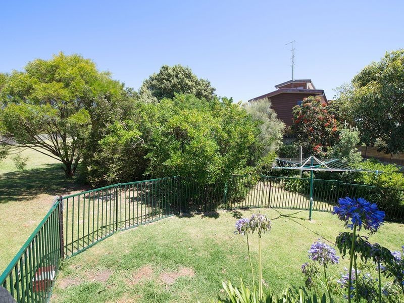 11 Mitchell Court, Marengo VIC 3233