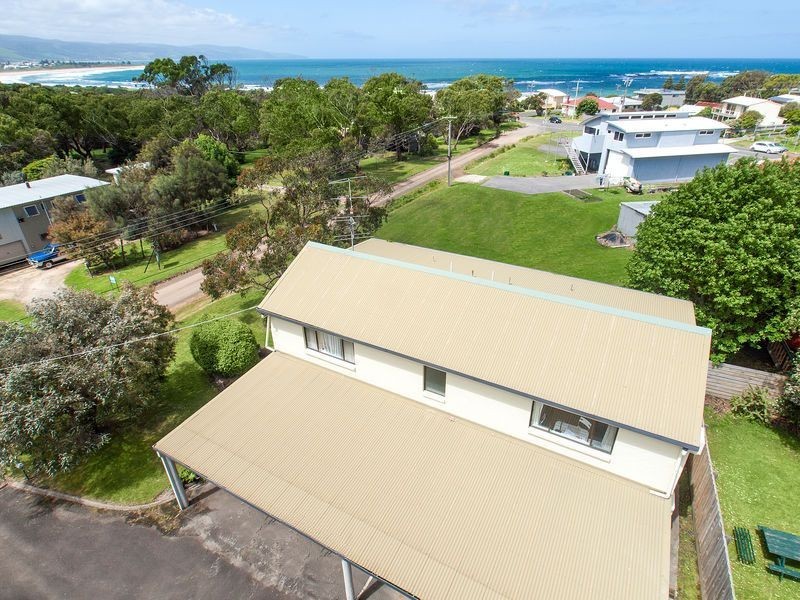 1/1 Newcombe Street, Marengo VIC 3233