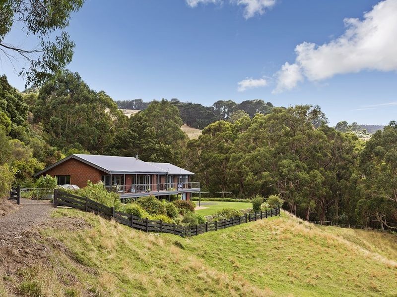 165 Tuxion Road, Apollo Bay VIC 3233