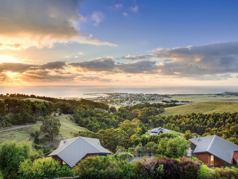 165 Tuxion Road, Apollo Bay VIC 3233