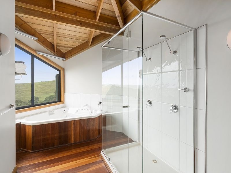 165 Tuxion Road, Apollo Bay VIC 3233