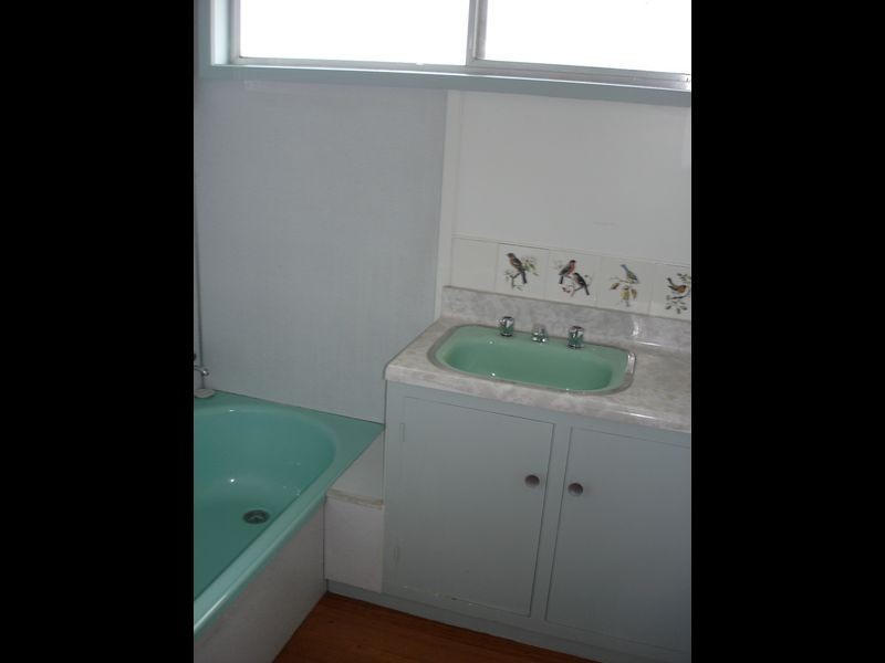 6 Seymour Crescent, Apollo Bay VIC 3233