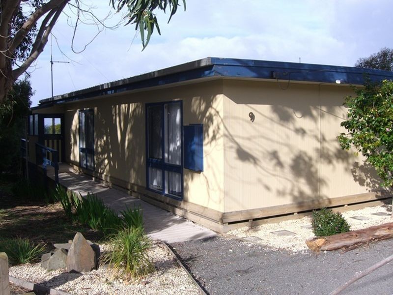 9 Otway Avenue, Skenes Creek VIC 3233