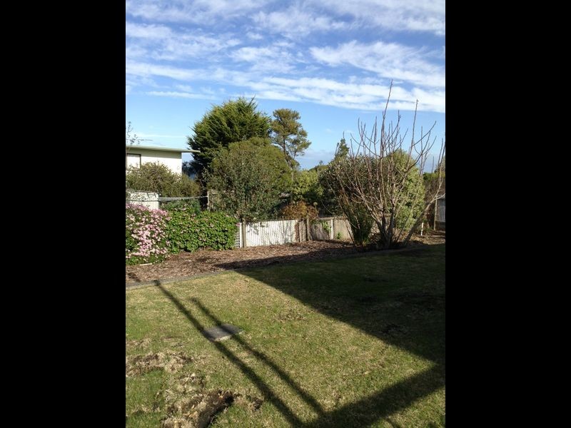 7 Point Avenue, Skenes Creek VIC 3233