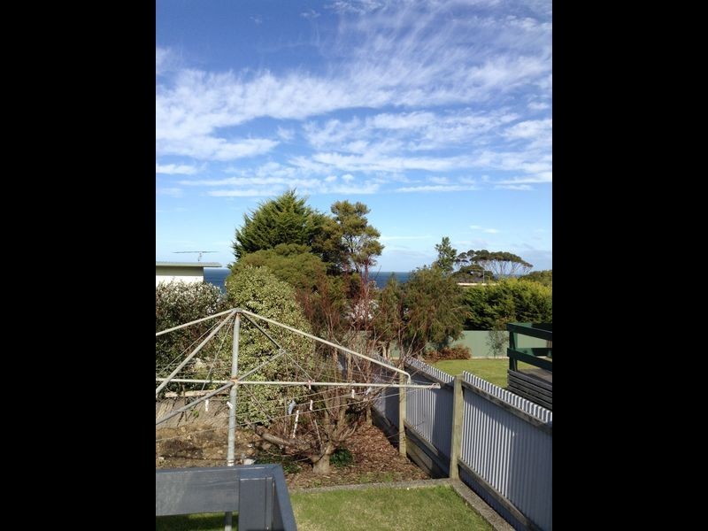 7 Point Avenue, Skenes Creek VIC 3233