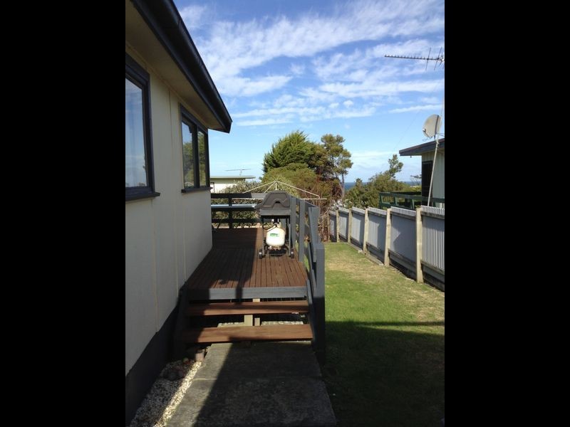 7 Point Avenue, Skenes Creek VIC 3233