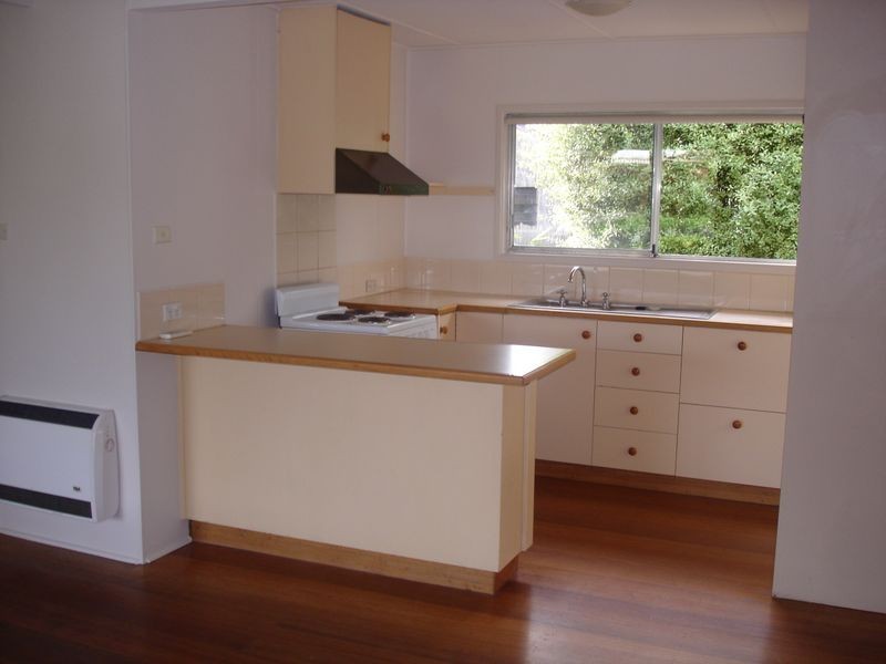 12 Diana Street, Apollo Bay VIC 3233