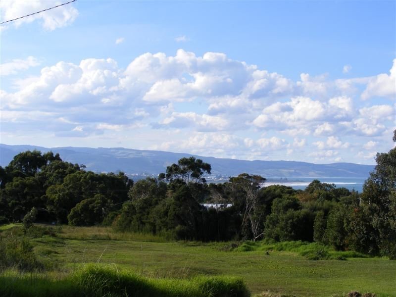 18 Ferrier Drive, Marengo VIC 3233