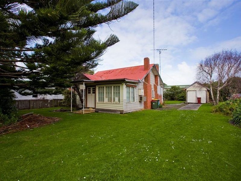 5 Martin Street, Apollo Bay VIC 3233