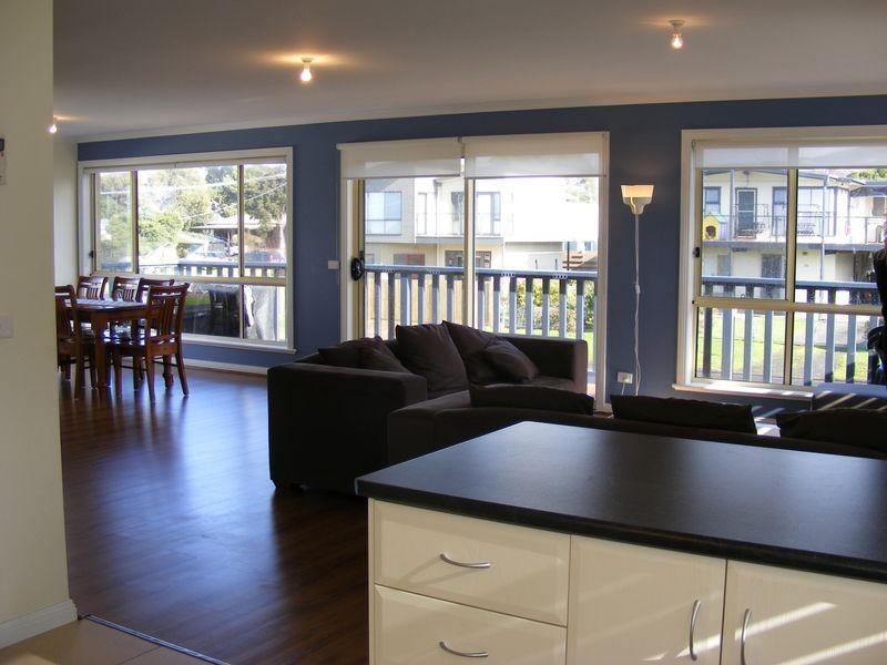 112 McLachlan Street, Apollo Bay VIC 3233