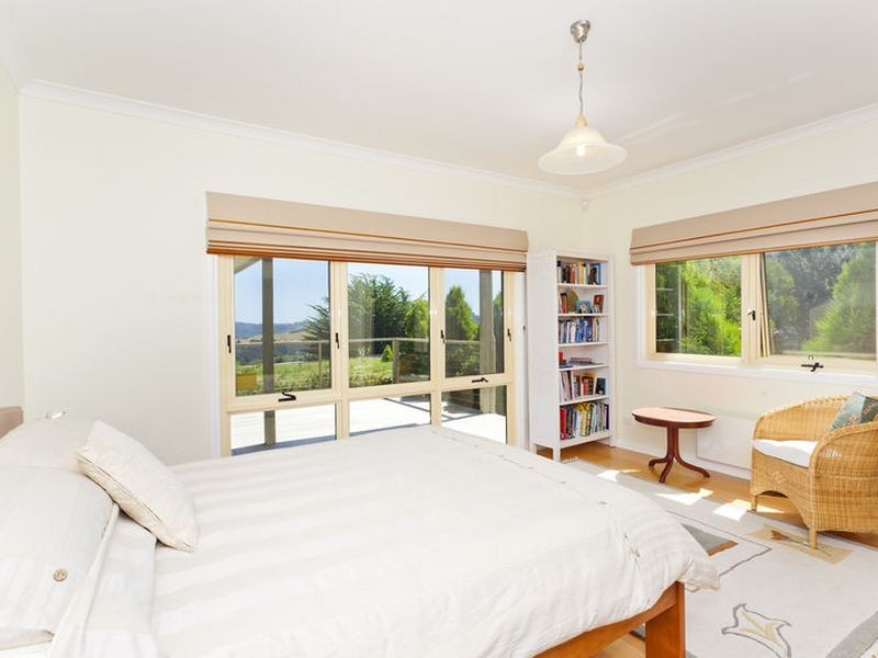 560 Skenes Creek Road, Apollo Bay VIC 3233
