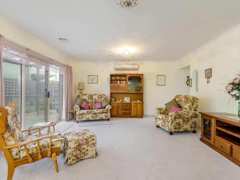 2/5 Patricia Court, Drysdale VIC 3222