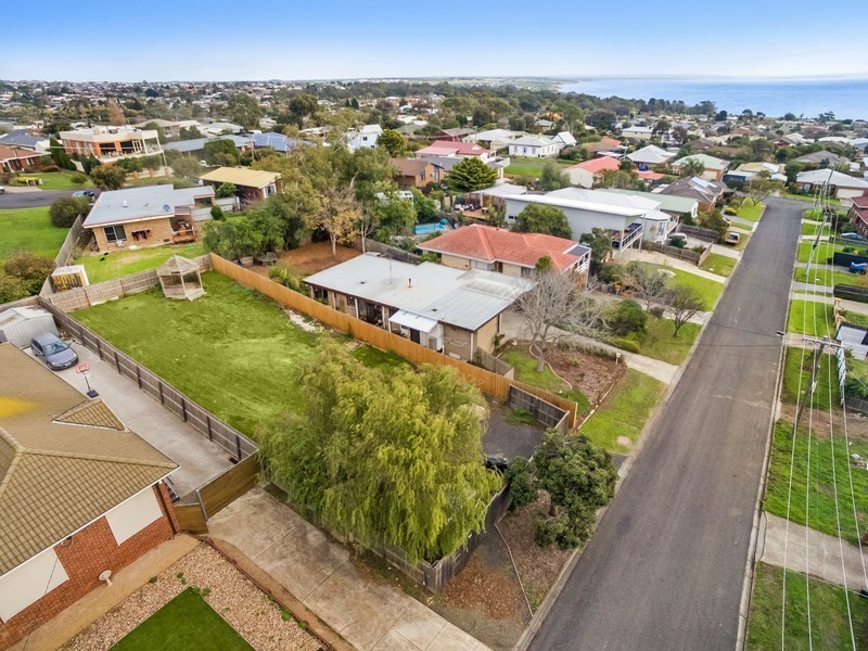 14 Tarpeena Way, Clifton Springs VIC 3222