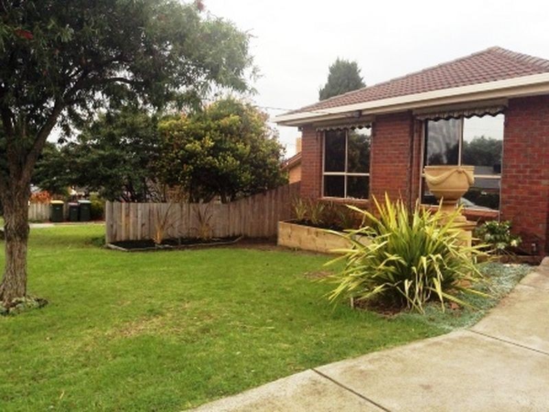 9 Bahloo Avenue, Clifton Springs VIC 3222