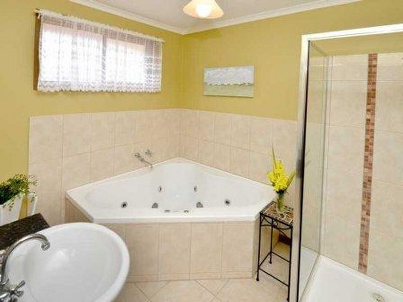 9 Bahloo Avenue, Clifton Springs VIC 3222