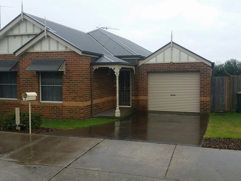 5 Parkway Place, Clifton Springs VIC 3222