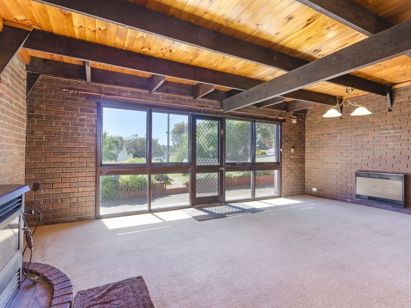 4 Dumburra Avenue, Clifton Springs VIC 3222