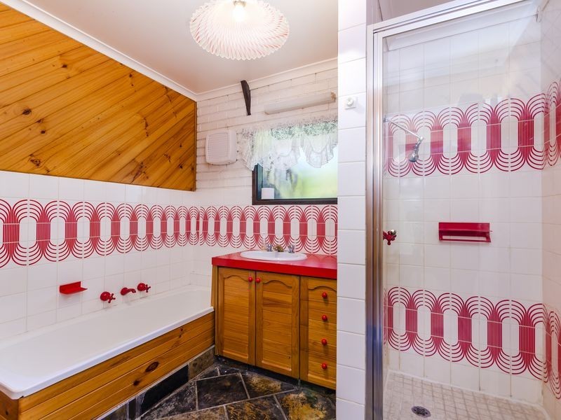 4 Dumburra Avenue, Clifton Springs VIC 3222