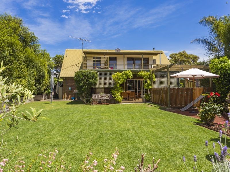 7 Whitcombes Road, Drysdale VIC 3222