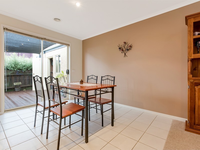 Unit 2/30 Ernstine Way, Drysdale VIC 3222