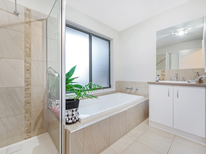 4 Country Club Avenue, Clifton Springs VIC 3222