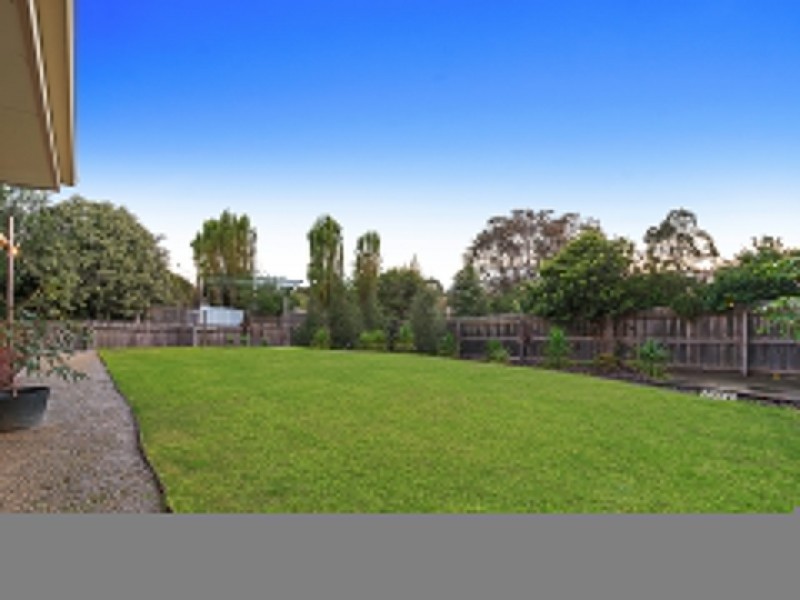 4 Country Club Avenue, Clifton Springs VIC 3222