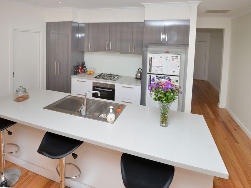 1/26 Marsh Court, Drysdale VIC 3222