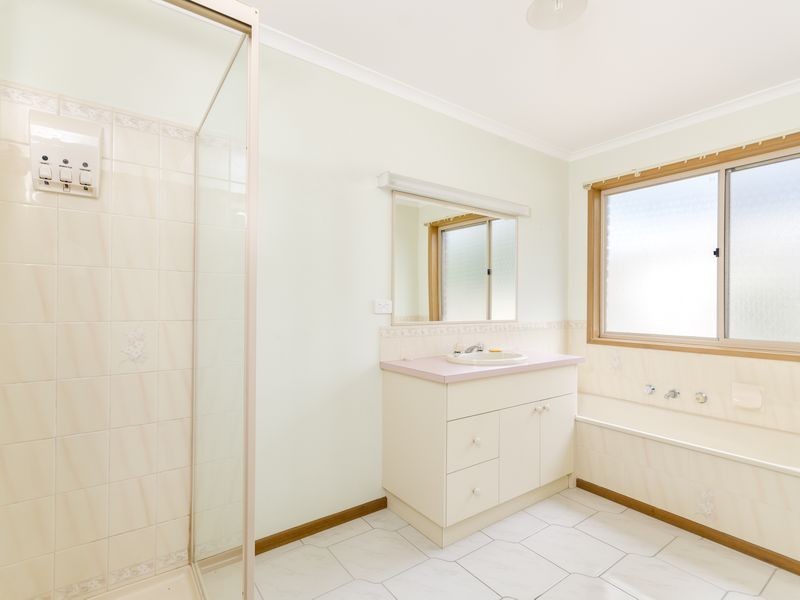 1 Dederang Avenue, Clifton Springs VIC 3222