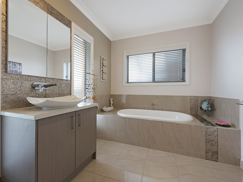 17 Wintersun Court, Clifton Springs VIC 3222