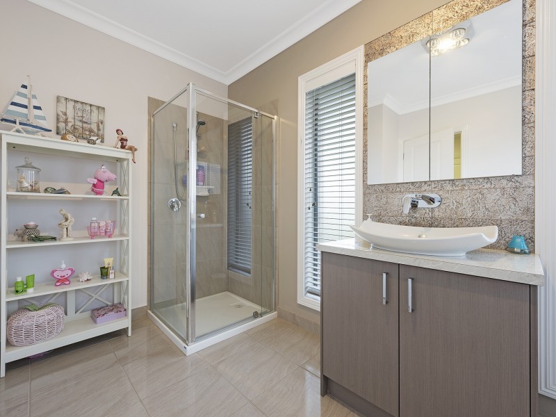 17 Wintersun Court, Clifton Springs VIC 3222