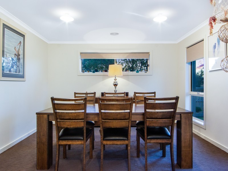 2 Holburn Rise, Ocean Grove VIC 3226