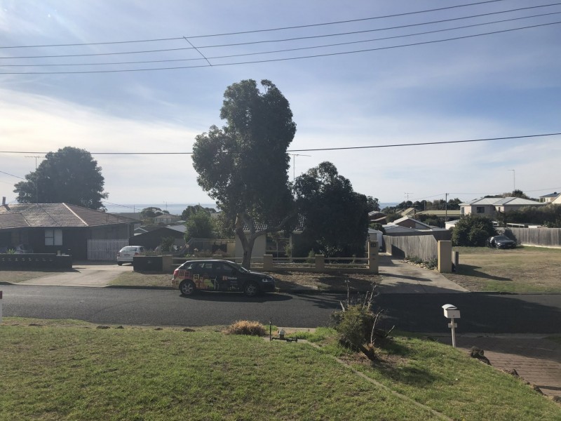 14 Maraboora Avenue, Clifton Springs VIC 3222