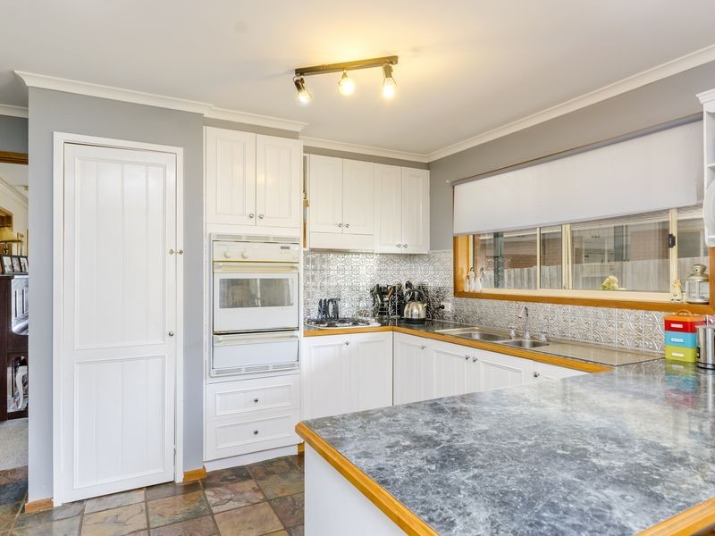 17 Central Road, Clifton Springs VIC 3222