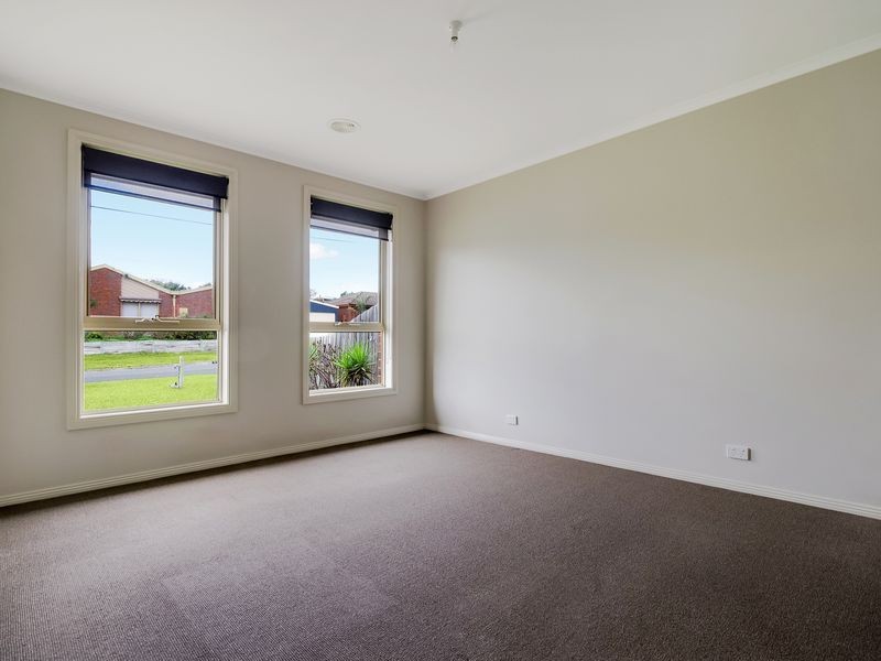 8 Derribong Way, Clifton Springs VIC 3222