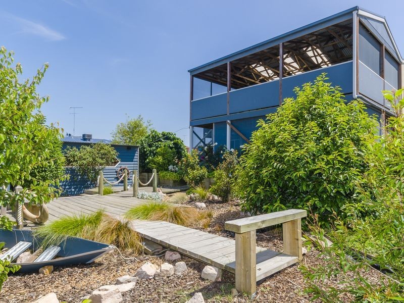 20-21 Gange Place, Clifton Springs VIC 3222