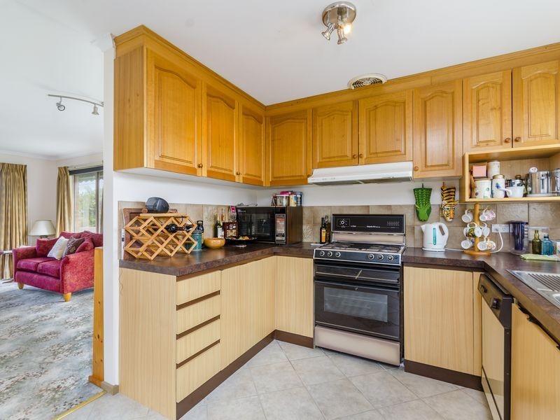 24 Yarramundi Drive, Clifton Springs VIC 3222