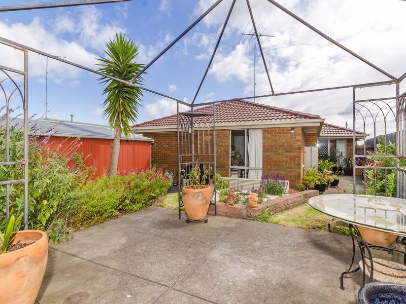 24 Yarramundi Drive, Clifton Springs VIC 3222