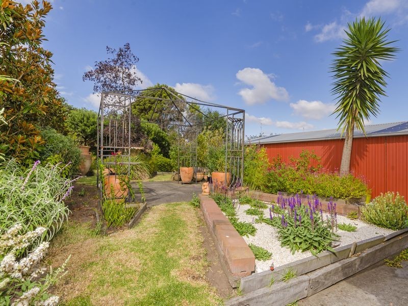 24 Yarramundi Drive, Clifton Springs VIC 3222