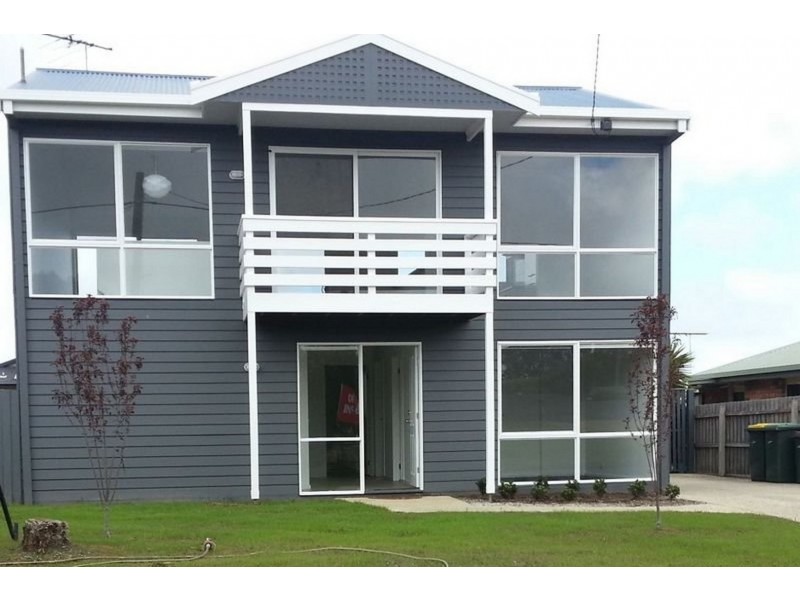 43 Wattlehill Grove, St Leonards VIC 3223