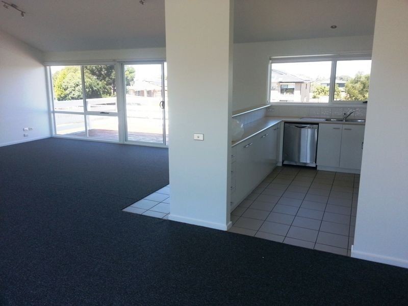 43 Wattlehill Grove, St Leonards VIC 3223