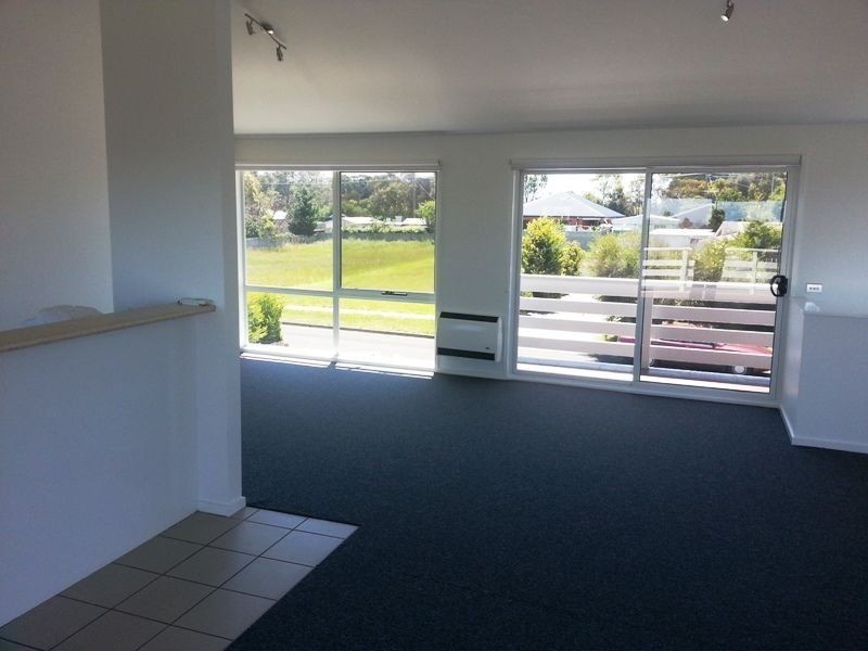 43 Wattlehill Grove, St Leonards VIC 3223