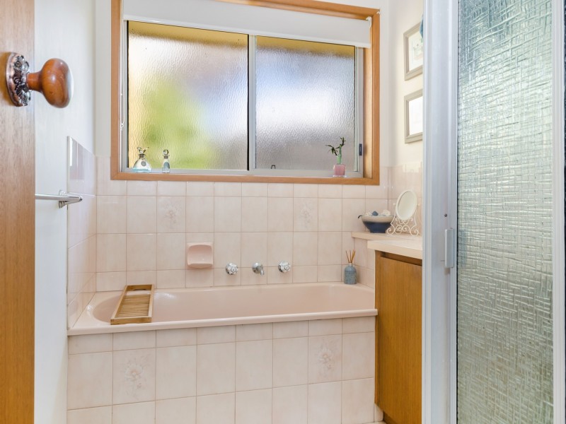 40 Catalina Crescent, Clifton Springs VIC 3222