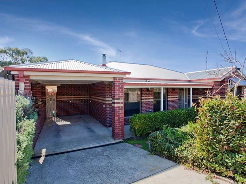 4 Clear Water Drive, Clifton Springs VIC 3222