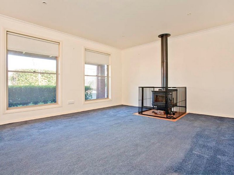 4 Clear Water Drive, Clifton Springs VIC 3222