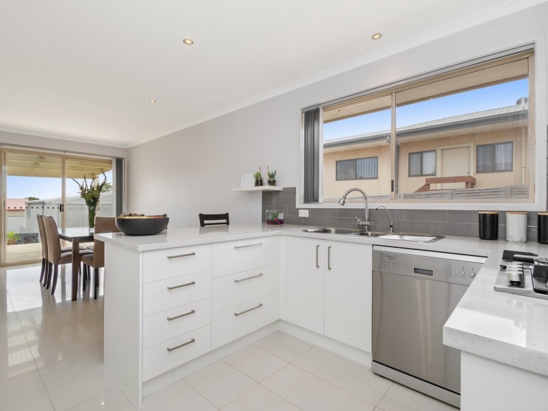 12 Bukatilla Avenue, Clifton Springs VIC 3222