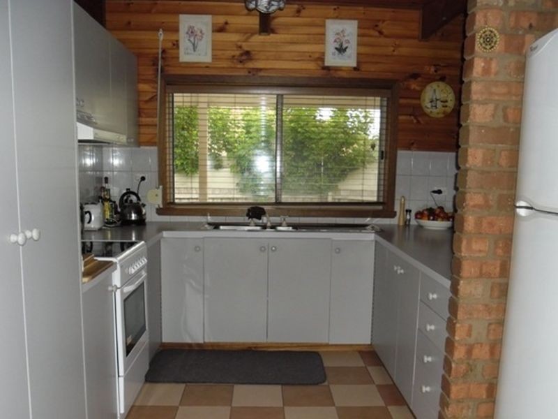 35 Leawarra Way, Clifton Springs VIC 3222